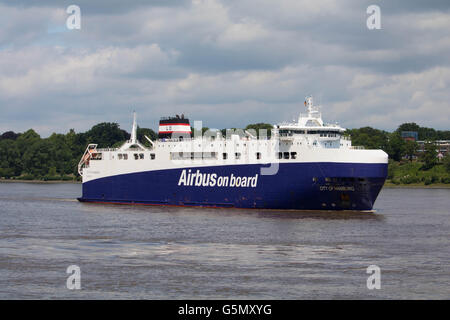 Hamburg, Deutschland, 18. Juni 2016, Airbus Transport Schiff "Stadt Hamburg" dient zum transport von Airbus Baugruppen Stockfoto