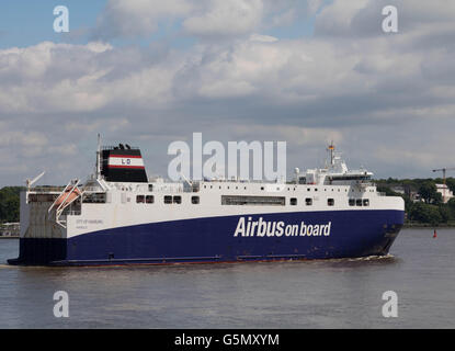 Hamburg, Deutschland, 18. Juni 2016, Airbus Transport Schiff "Stadt Hamburg" dient zum transport von Airbus Baugruppen Stockfoto