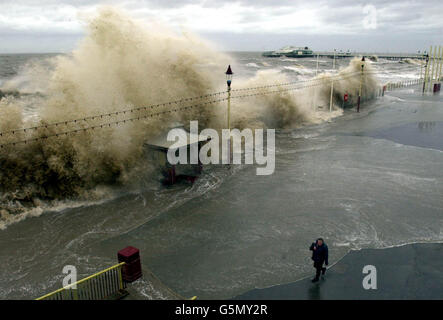 Schlechtes Wetter Gales Blackpool Stockfoto