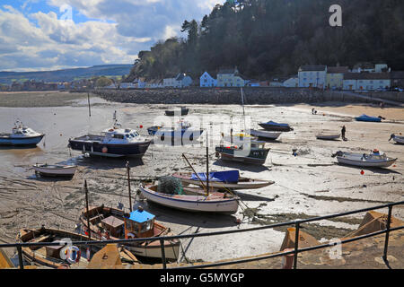 Ebbe im Hafen von Minehead, Somerset, England, UK Stockfoto