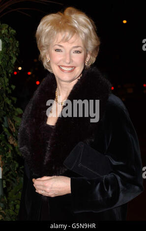 Fitness-Guru Diana Moran bei der Ankunft am Pink Ice Ball für Cancer Research UK im Grosvenor House Hotel in London. Stockfoto