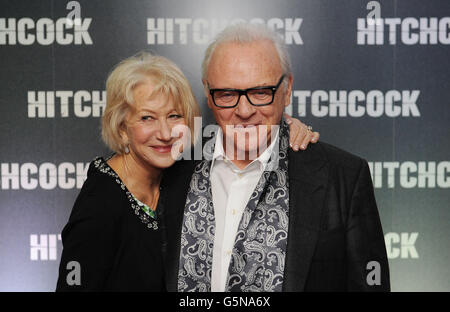 Sir Anthony Hopkins und Dame Helen Mirren (links) bei der Premiere von Hitchcock im BFI Southbank, London. Stockfoto