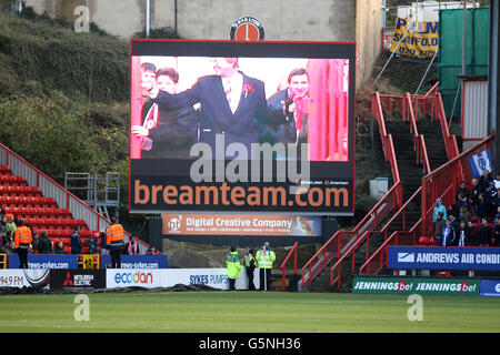 Fußball - npower Football League Championship - Charlton Athletic gegen Brighton und Hove Albion - The Valley. Die große Leinwand wird im Valley gezeigt Stockfoto