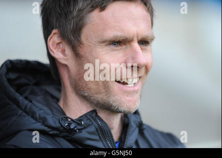 Fußball - npower Football League Two - Gillingham gegen Fleetwood Town - MEMS Priestfield Stadium. Fleetwoods Manager Graham Alexander während des npower Football League Two-Spiels im MEMS Priestfield Stadium, Gillingham. Stockfoto
