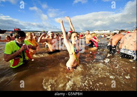 Exmouth Weihnachtstag schwimmen Stockfoto