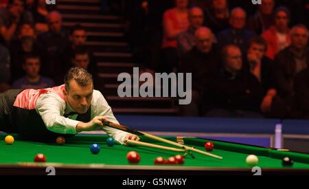 Snooker - William Hill UK Snooker Championships - Tag sechs - York Barbican Center. Mark Davis im Einsatz gegen Matthew Stevens während der William Hill UK Snooker Championships im York Barbican Center, York. Stockfoto