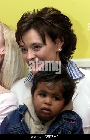 Cherie Booth Barnardo Besuch Stockfoto