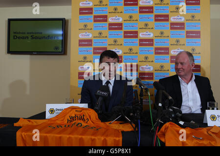 Fußball - Woverhampton Wanderers Presse Konferenz - Dean Saunders Enthüllung - Molineux Stockfoto