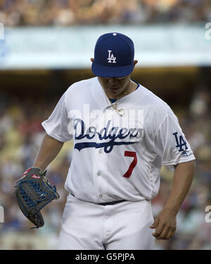 Los Angeles, Kalifornien, USA. 22. Juni 2016. Julio Urias #7 von den Los Angeles Dodgers Stellplätze, die Washington Nationals im ersten Inning im Dodger Stadium am 22. Juni 2016 in Los Angeles, California.ARMANDO ARORIZO Credit: Armando Arorizo/Prensa Internacional/ZUMA Draht/Alamy Live News Stockfoto