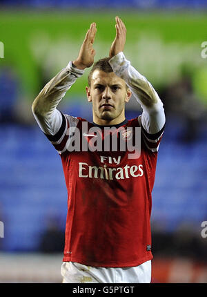 Arsenals Jack Wilshere lobt die Fans nach dem Spiel Stockfoto
