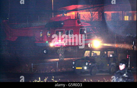 Lockerbie-Bomber verlässt das Spielfeld. Ein Hubschrauber mit Abdelbaset Ali Mohamed Al Megrahi verlässt Camp Zeist. Stockfoto