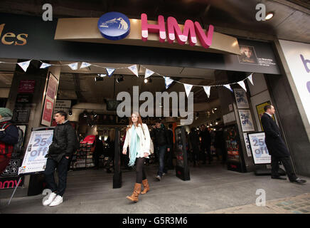 Außenansicht des Flagship-HMV-Stores in der Oxford Street im Zentrum von London. Stockfoto
