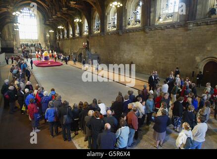 Königin-Mutter Lügen im Zustand Stockfoto