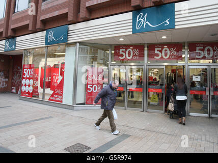 High Street Stock - Belfast. Eine Gesamtansicht eines BHS-Stores im Stadtzentrum von Belfast Stockfoto