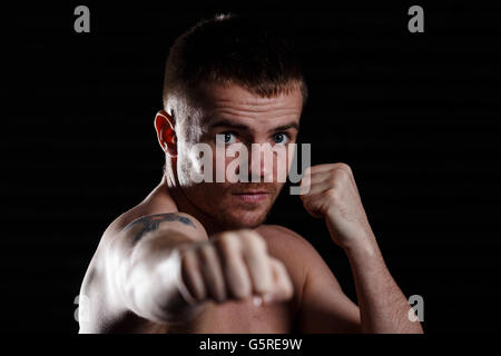 Boxen - Frankie Gavin Photocall - Hall Green Gym. Frankie Gavin während einer Fotozelle im Hall Green Gym, Birmingham. Stockfoto