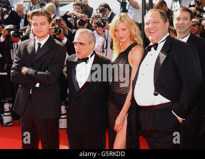 Schauspieler Leonardo DiCaprio, Regisseur Martin Scorsese (2. Links) Cameron Diaz und Miramax-Chef Harvey Weinstein, bei der Premiere von Martin Scorseses neuestem Film "Gangs of New York", während der Filmfestspiele von Cannes. Stockfoto