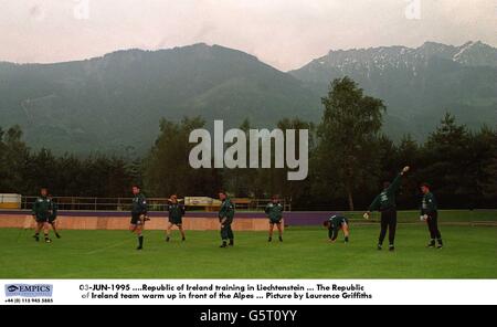 EMPICS, 4 Eire Training Stockfoto