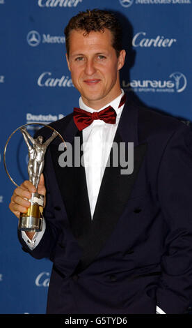 Laureus World Sport's Awards - Abu Dhabi. Michael Schumacher mit seinem Sportler des Jahres bei den Laureus World Sports Awards im Forum Grimaldi in Monte Carlo. Stockfoto