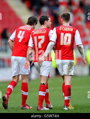 Fußball - npower Football League Two - Rotherham United gegen Northampton Town - New York Stadium. Kari Arnason, Daniel Nardiello und Michael O'Connor, Rotherham United. Stockfoto