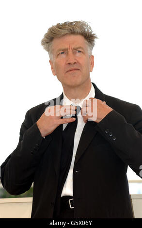 David Lynch, Regisseur und Jurypräsident, während einer Fotoschau im Palais des Festivals während der 55. Filmfestspiele von Cannes. Stockfoto