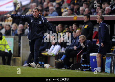 Gillingham Manager Martin Allen während des npower Football League Two Spiels in den Coral Windows Stadien, Bradford. Stockfoto