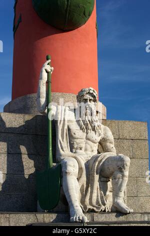 Sockel aus Rostral Spalte, "Strelka" Vasilievsky Insel, Sankt Petersburg, Russland Stockfoto