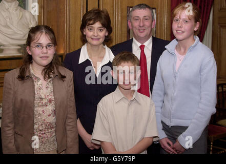 Cherie Booth - Downing Street Tea Party Stockfoto