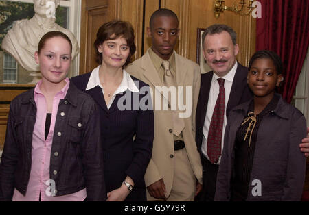 Cherie Booth - Downing Street Tea Party Stockfoto