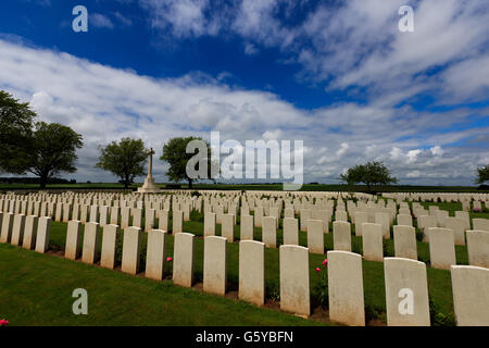 London-Friedhof und Erweiterung, Longueval, Frankreich, wo einige der Soldat kämpfte in der Schlacht an der Somme, die am 1. Juli 1916 begonnen begraben sind. Stockfoto