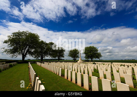 London-Friedhof und Erweiterung, Longueval, Frankreich, wo einige der Soldat kämpfte in der Schlacht an der Somme, die am 1. Juli 1916 begonnen begraben sind. Stockfoto