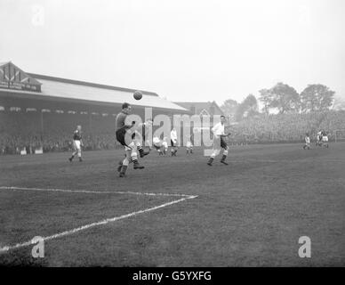 Fußball - Liga Division Two - Fulham gegen Leicester City - Craven Cottage Stockfoto