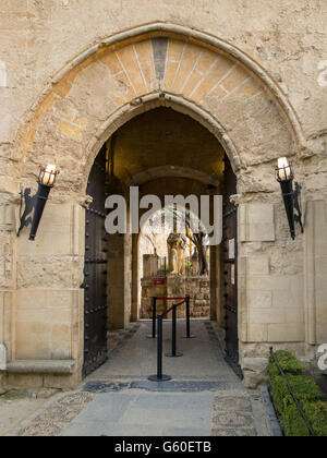 CORDOBA, SPANIEN - 12. MÄRZ 2016: Eintritt zum Alcazar de los Reyes Cristianos Stockfoto