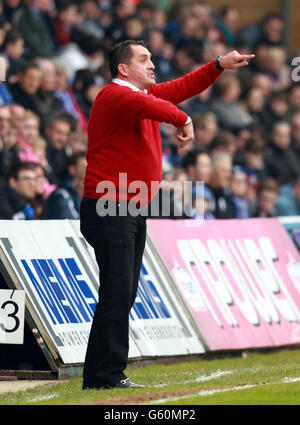 Fußball - npower Football League Two - Gillingham gegen Plymouth Argyle - MEMS Priestfield Stadium. Gillingham Manager Martin Allen an der Touchline. Stockfoto