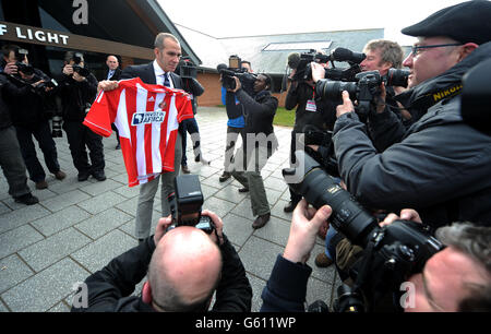 Fußball - Barclays Premier League - Paolo Di Canio Enthüllung - Academy of Light Stockfoto