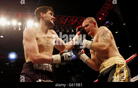 Boxen - englischen Super-Mittelgewichts-Titel - Rocky Fielding V Wayne Reed - Echo Arena Stockfoto