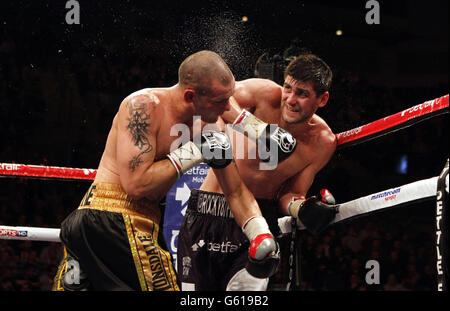 Boxen - englischen Super-Mittelgewichts-Titel - Rocky Fielding V Wayne Reed - Echo Arena Stockfoto