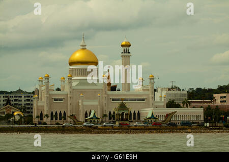 Sultan Omar Ali Saifuddin Moschee in Bandar Seri Begawan - Brunei Stockfoto