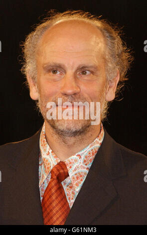 Schauspieler John Malkovich bei der Premiere seines neuen Films „Ripley's Game“ beim 59. Internationalen Filmfestival in Venedig, Terrazza del Casino in Lido, Venedig. Stockfoto