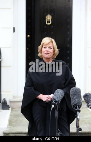 Carol Thatcher spricht mit den Medien außerhalb des Hauses von Lady Thatcher's in Central London. Stockfoto