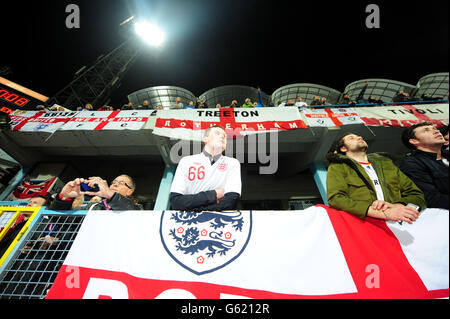 Soccer - 2014 World Cup Qualifier - Gruppe H - Montenegro V England - City-Stadion Stockfoto