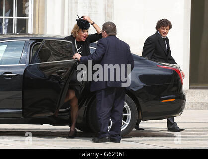 Carol Thatcher, die im Guildhall zu einem Empfang von Freunden und Familie von Baroness Thatcher eintraf, veranstaltet von der City of London Corporation, nach ihrem Trauerdienst in der St. Paul's Cathedral im Zentrum von London. Stockfoto