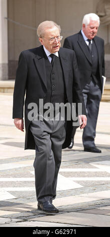 David Frost, der nach ihrem Trauerdienst in der St. Paul's Cathedral im Zentrum von London im Guildhall zu einem Empfang von Freunden und Familie von Baroness Thatcher bei der City of London Corporation eintraf. Stockfoto