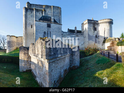 Mittelalterlichen Mauern des königlichen Stadt Loches, Frankreich. Wurde im 9. Jahrhundert errichtet. Stockfoto