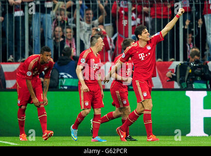 Fußball - UEFA Champions League - Semi Final - Hinspiel - FC Bayern München V Barcelona - Allianz Arena Stockfoto