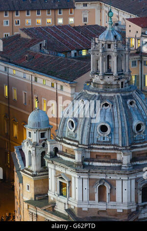 Kirche von Santa Maria di Loreto (16. Jahrhundert), Rom, Italien. Entworfen von Antonio da Sangallo jünger. Stockfoto