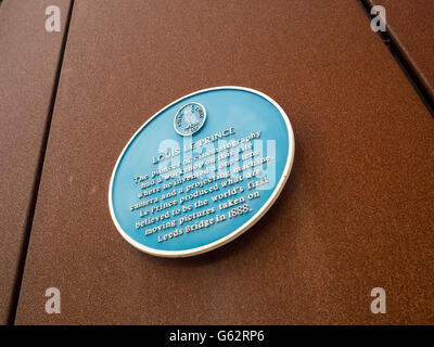 Louis Le Prince Gedenktafel am Haus Fernsehturm Gebäude, Leeds, UK. Stockfoto