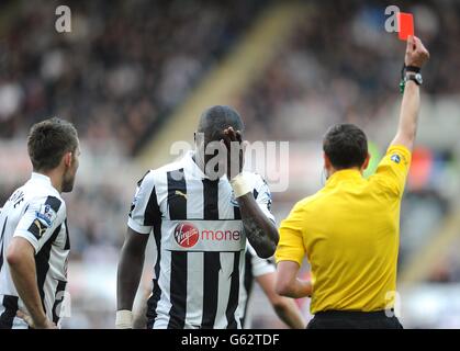 Fußball - Barclays Premier League - Newcastle United V Liverpool - St James' Park Stockfoto
