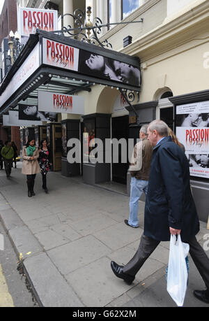 Blick auf das Duke of York's Theatre, St Martin's Lane, im Zentrum von London. Stockfoto