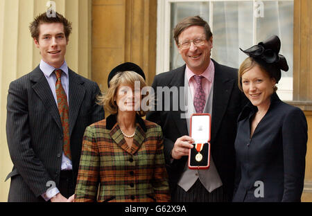 Max Hastings - Investitur Stockfoto