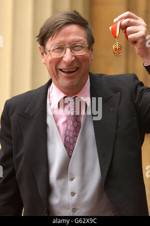 Max Hastings - Investitur Stockfoto